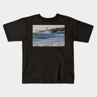 Le Conquet - Kermorvan dans les vagues Kids T-Shirt
